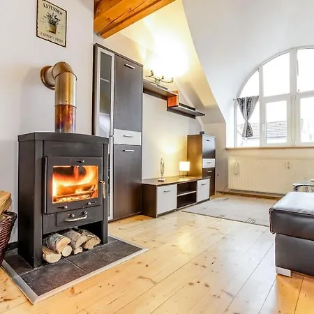 Apartment Utulny A Prostorny Podkrovni S Krbovymi Kamny Ceske Budejovice